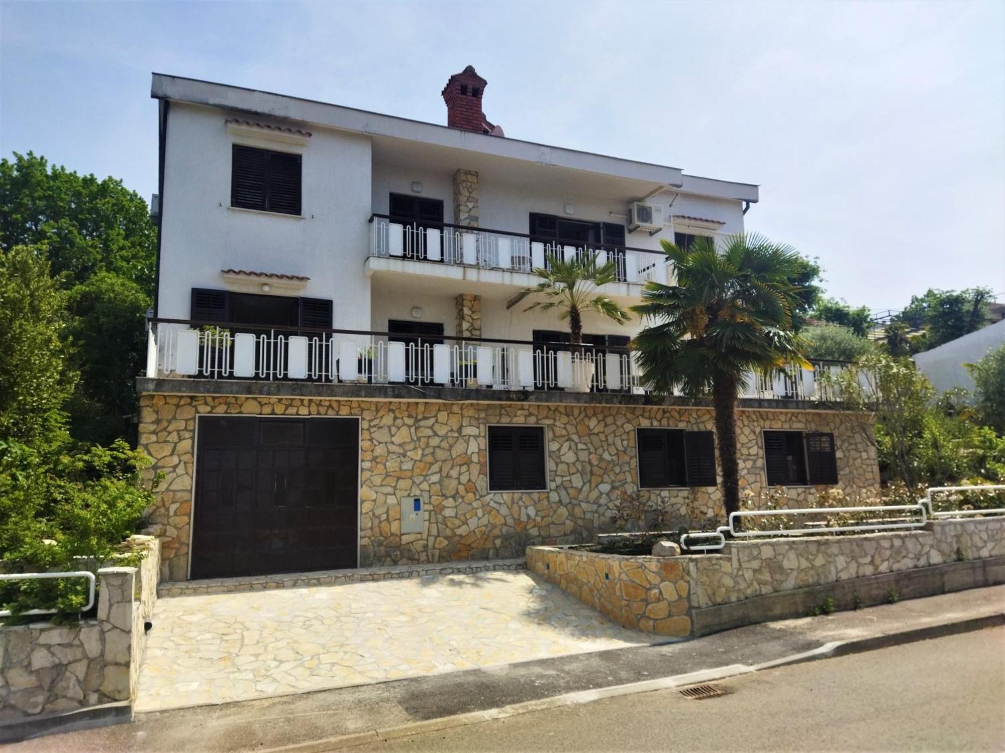 Apartments Martina Njivice Ngoại thất bức ảnh
